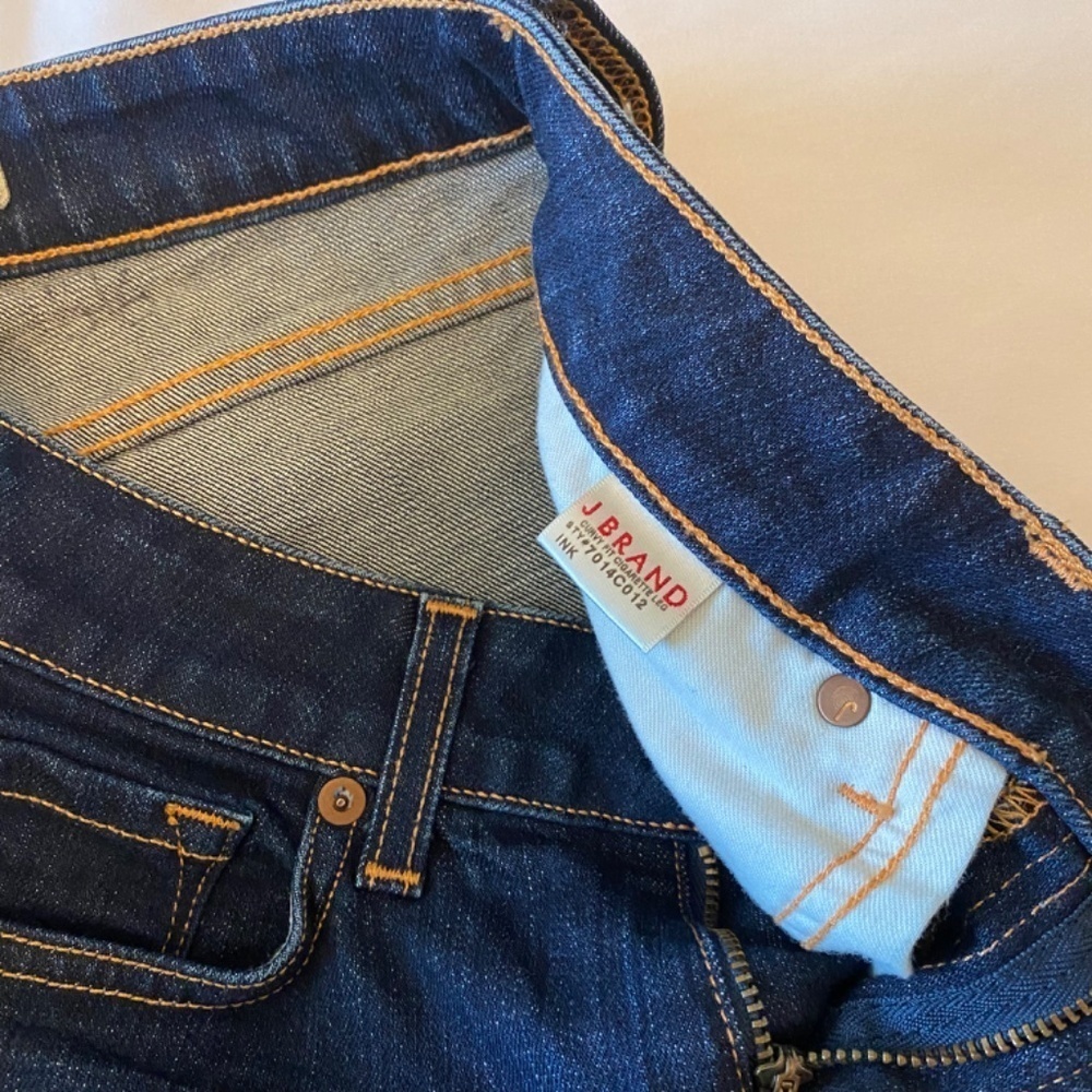 J Brand Curvy Fit Cigarette Leg Low Rise Jeans- 7014C012- Sz27 - Picture 8 of 10